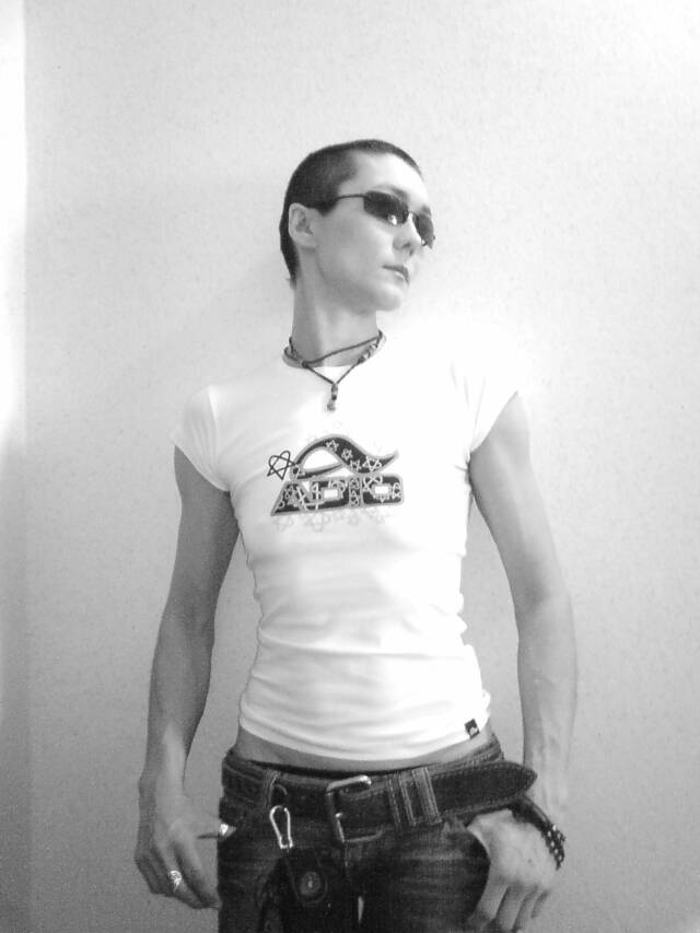 transgender, transgendered, author, writer, poet, novelist, artist, lesbian, genderqueer, queergendered, androgynous, butch, dyke, avant garde, contemporary, experimental, noir, genderfluid, FtM, gender-fuck, painter, photographer, photo pirate, photo enthusiast, 